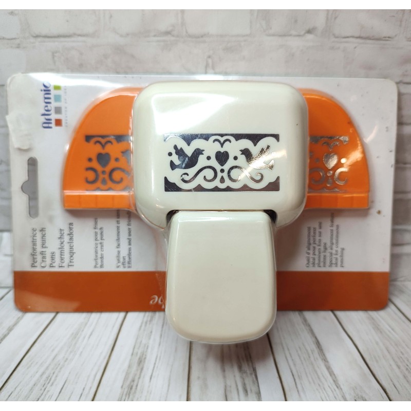 Fancy Lever Punch for Scrapbooking Fancy Lever Punch for Scrapbooking