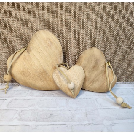 3 Cœurs en bois